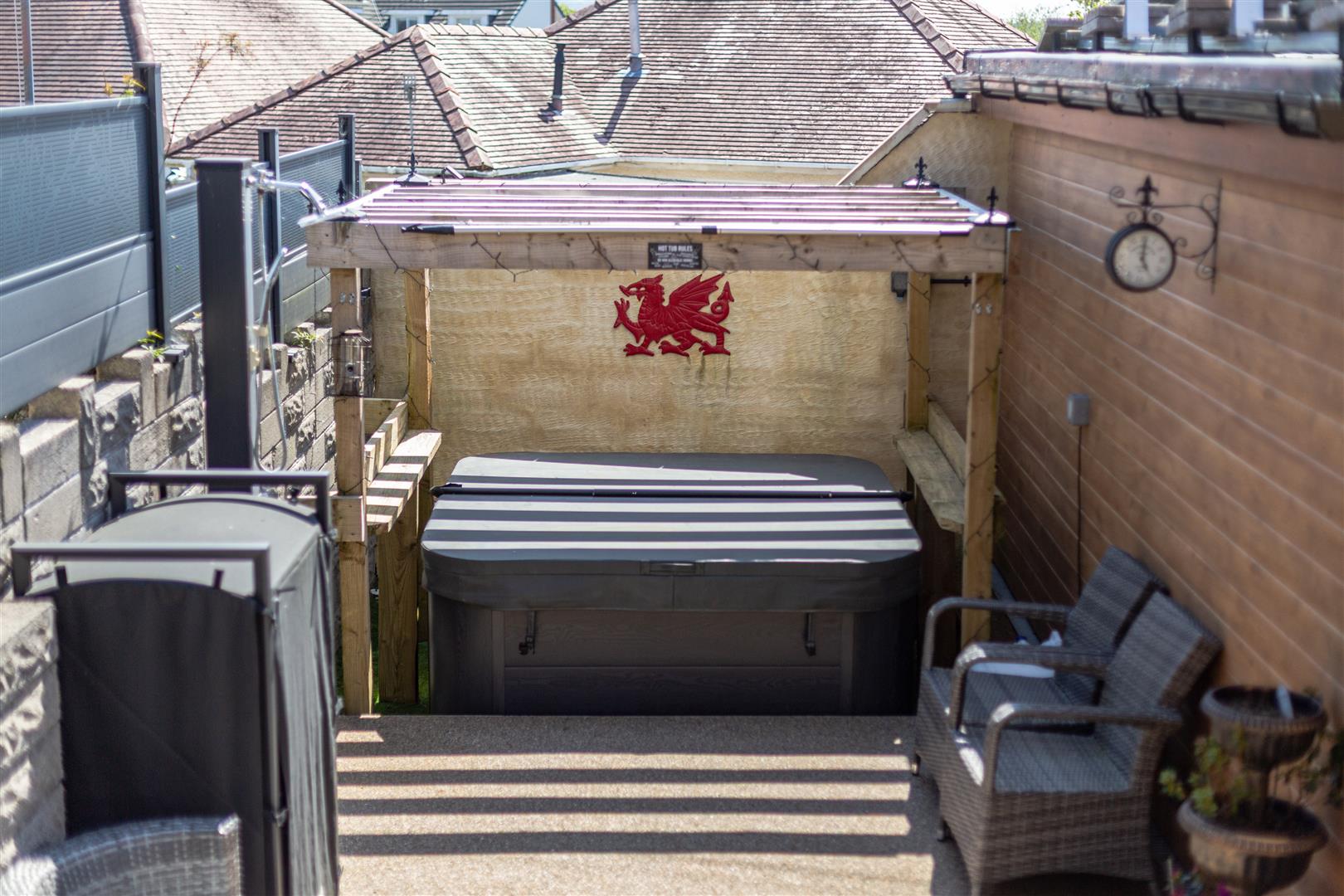 Alexandra Road, Gorseinon, Swansea, SA4 4NX